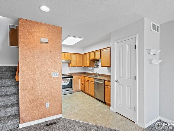 5th image of 805 Summer Hawk Dr #Y-149