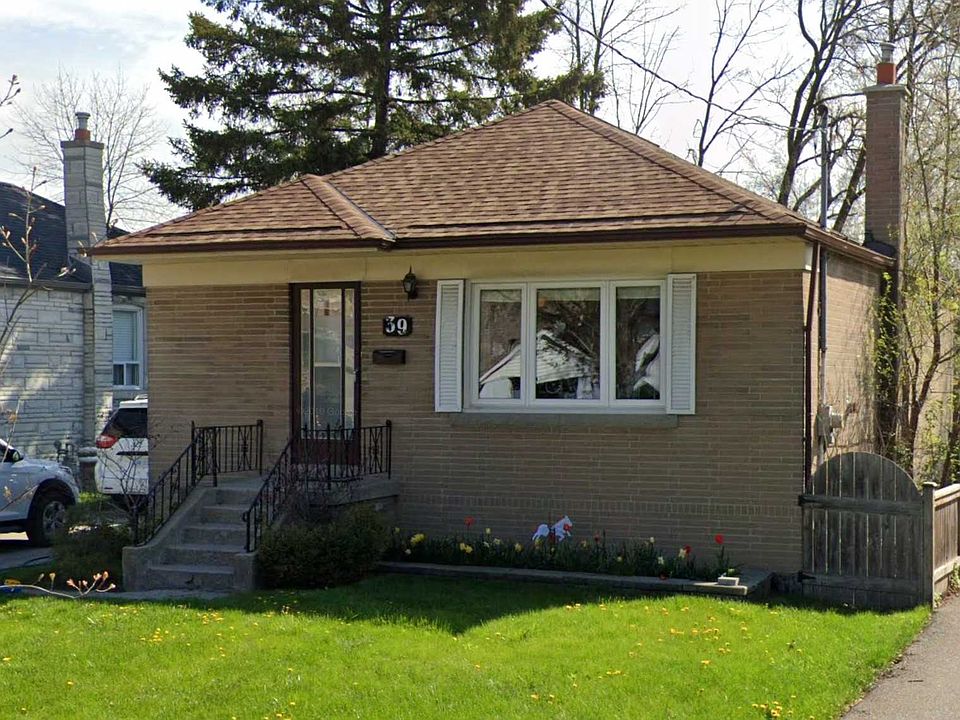 2nd image of 39 Treeview Dr