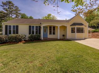 307 Knollwood Ln, Woodstock, GA 30188