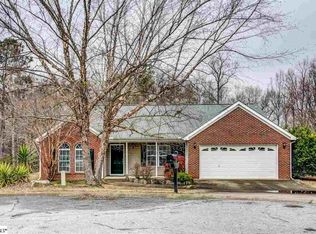 3 Glimmering Pl, Fountain Inn, SC 29644