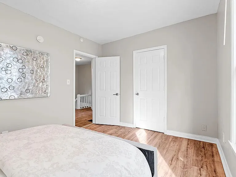 994 Iglehart Ave #2 — Photo 5