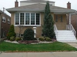 6224 S Rutherford Ave, Chicago, IL 60638