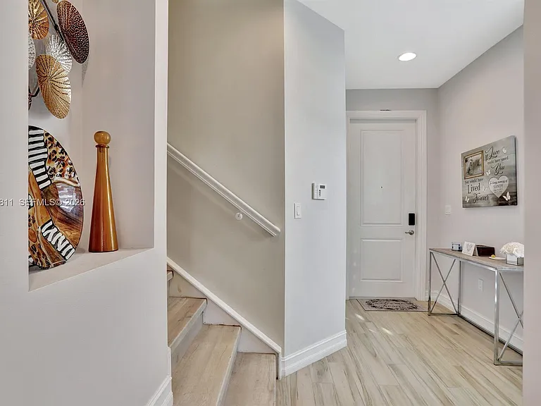 9517 Glider Way — Photo 9
