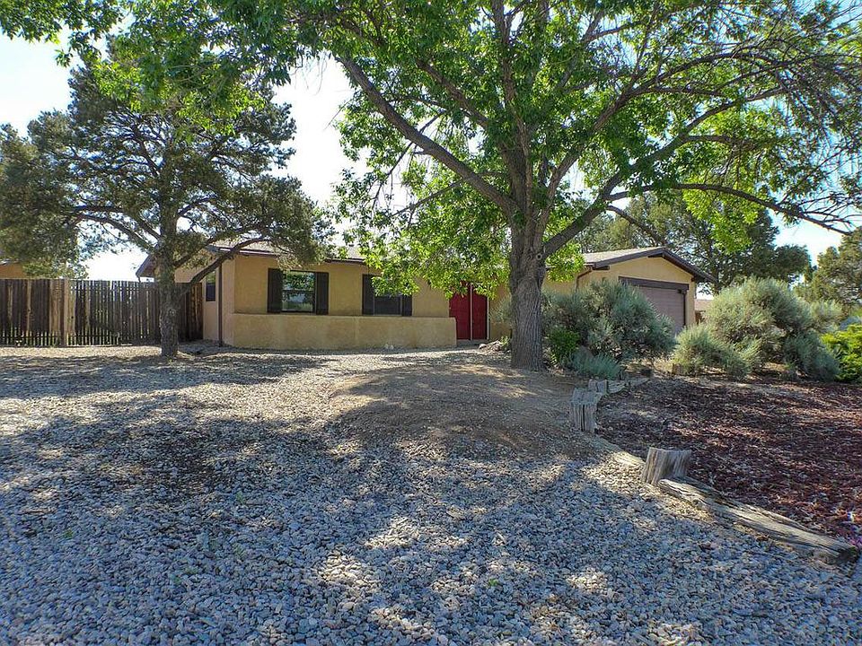 1st image of 617 Meadow Ln