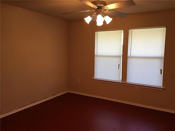 4th image of 2404 Magin Meadow Dr