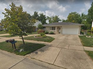 4453 Harold Dr, Troy, MI 48085