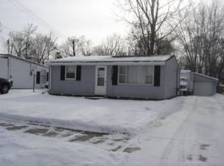 2423 Greenbelt Dr, Lansing, MI