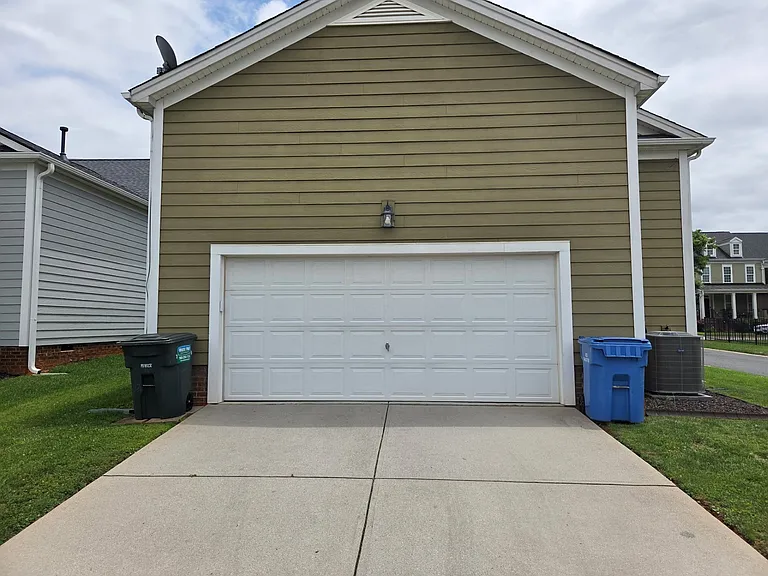 6327 Hove Rd — Photo 4