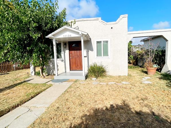 11136 S Redfern Ave
