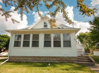 312 H Ave, Grundy Center, IA 50638