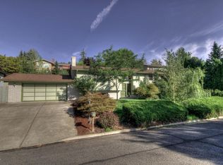 906 Coach Ct, Yakima, WA 98908