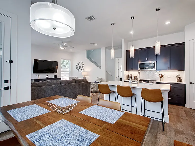 413 W Odell St #1 — Photo 11
