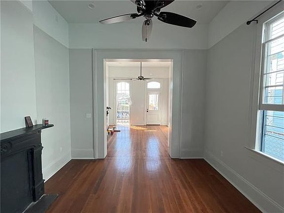 3rd image of 2213 Dumaine St