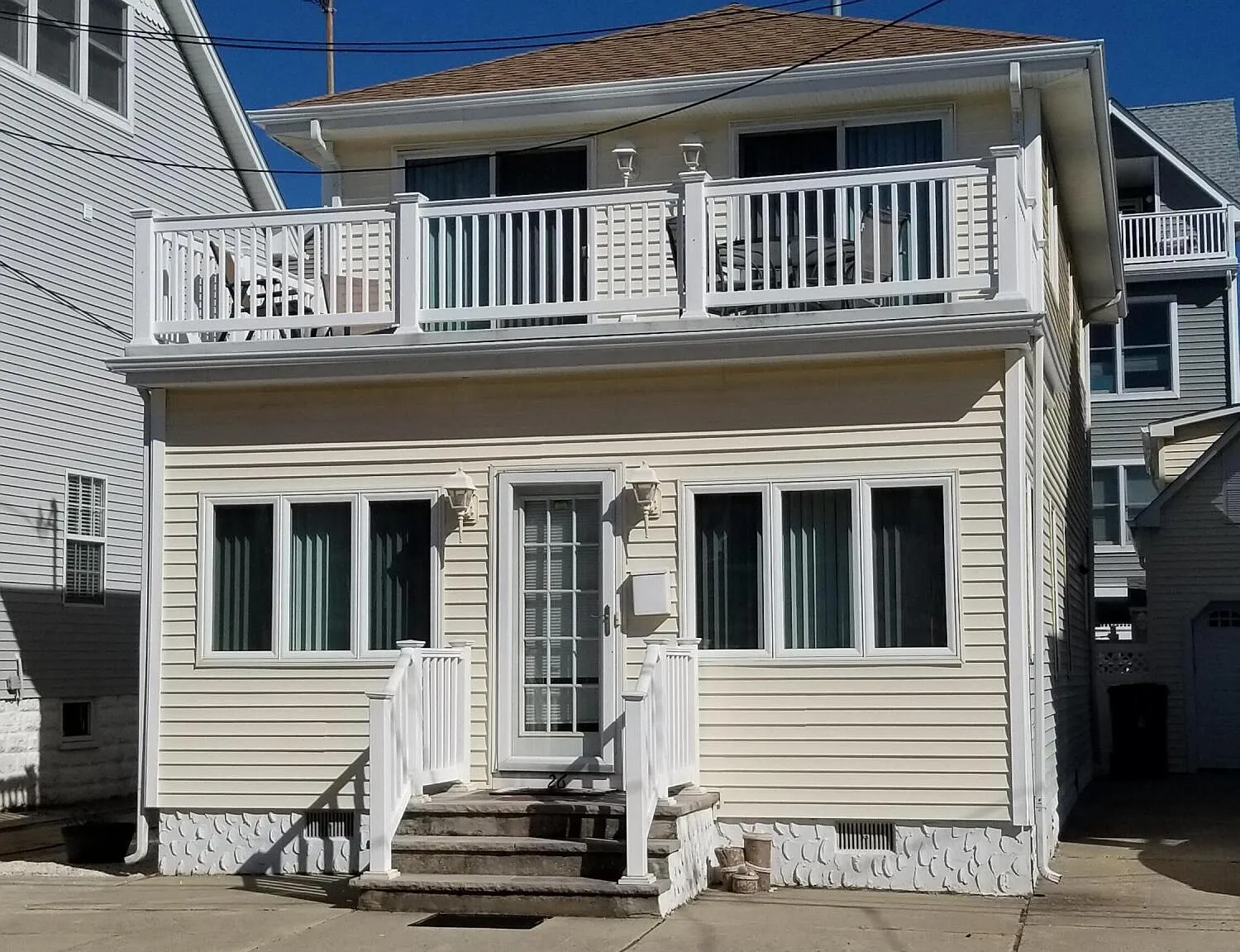 5 bed, 1760 sqft, $6,000 — Photo 2