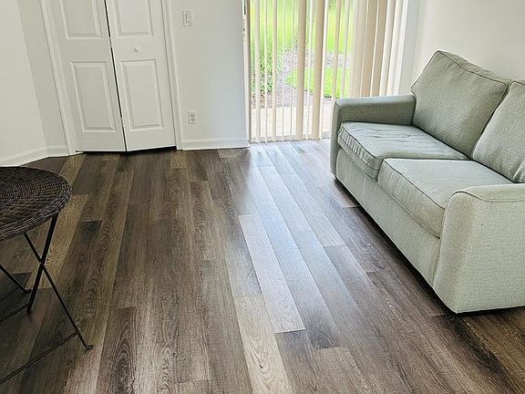 3rd image of 8239 Mulligan Cir #3514