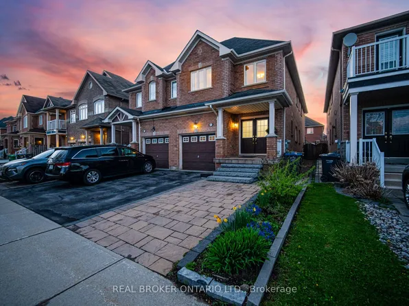 3935 Skyview St, Mississauga, ON L5M 8A2