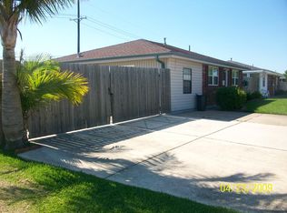 1864 Dogwood Dr, Harvey, LA 70058