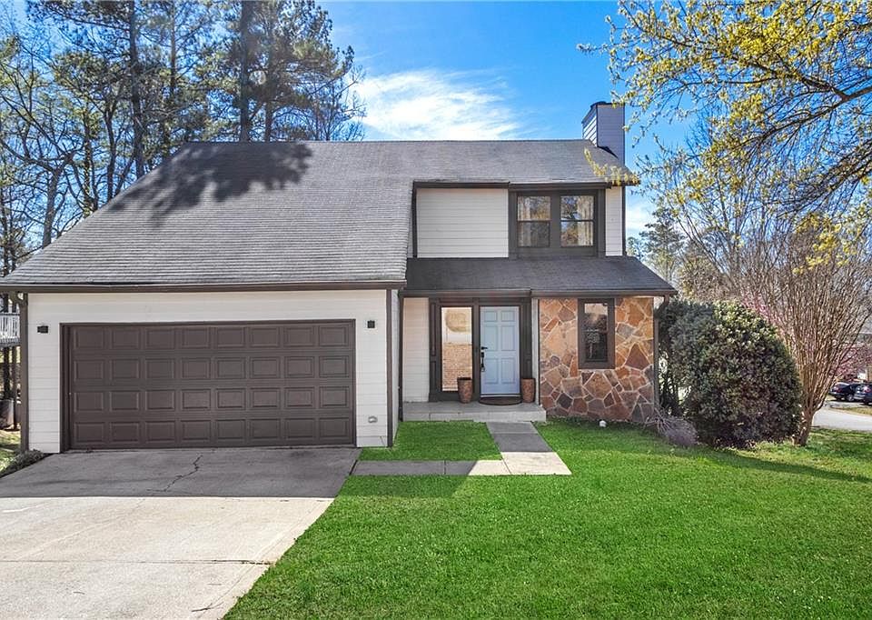 1st image of 2984 Clipper Ct