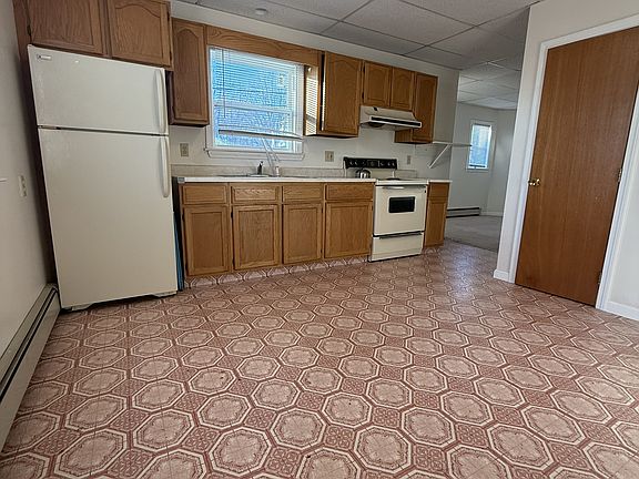 3rd image of 13 Achorn St #1