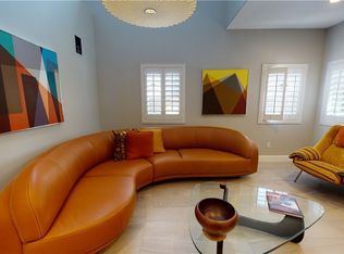 8330 Jake Ln, Canoga Park, CA 91304