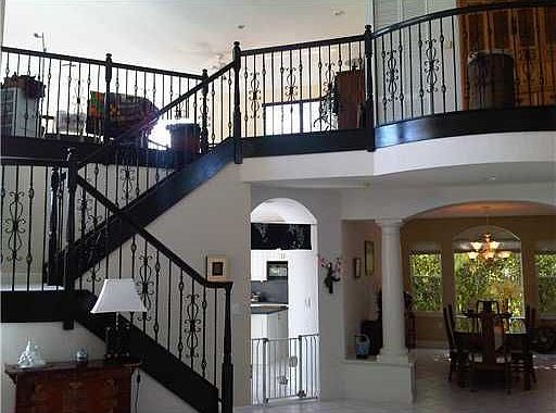 Home For Sale In Saturnia