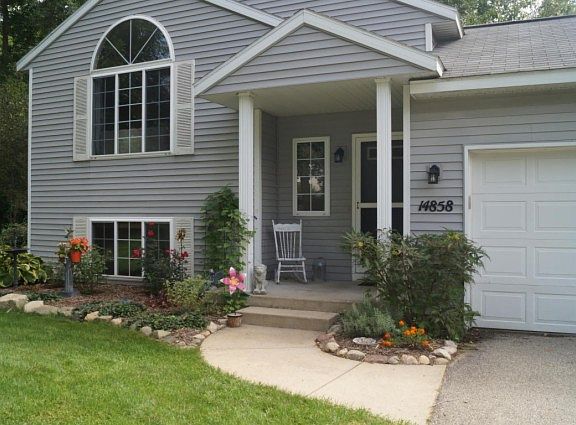 4th image of 14858 Treevalley Dr NE