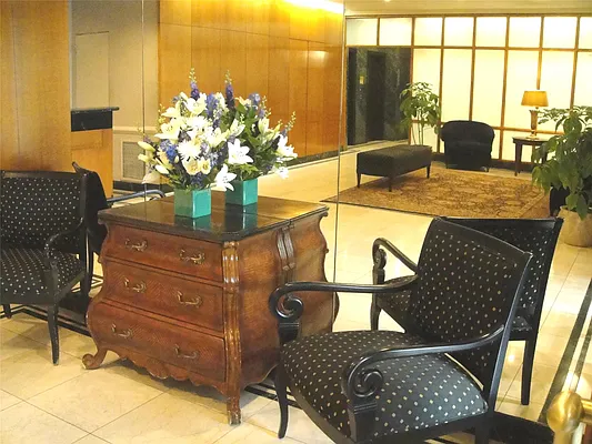 Rented by Douglas Elliman | media 7