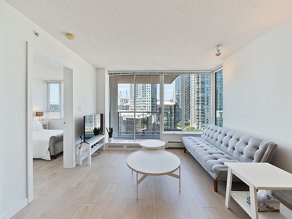 5th image of 689 Abbott St #1707