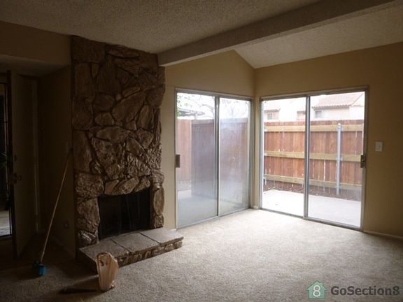 5th image of 16650 Terrace Ln APT E