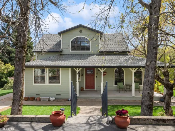 8720 Ridge Rd, Newcastle, CA 95658