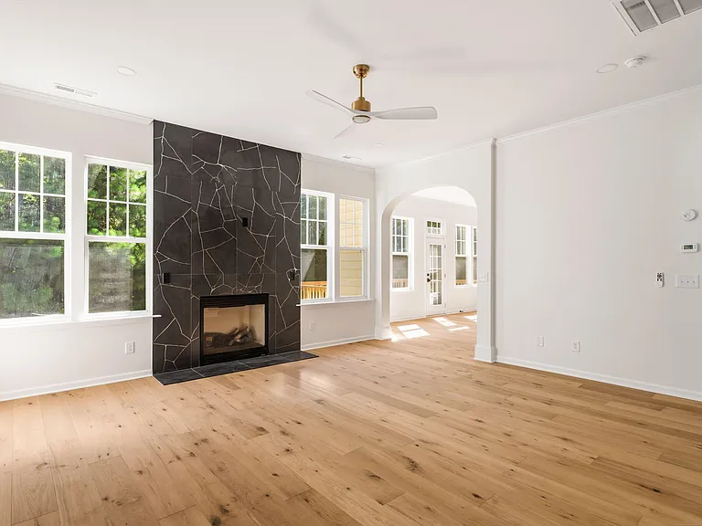 5 Silverbell Ct — Photo 14