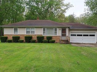 3668 Bradley Rd, Westlake, OH 44145