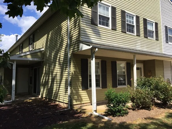 241 Washington Pl, Telford, PA 18969