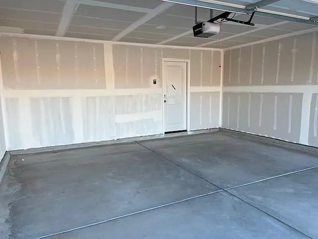 2415 Village Dr — Photo 48