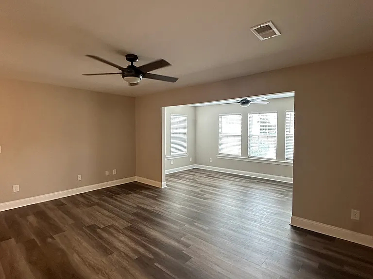 4389 Daphne Ln #C — Photo 1