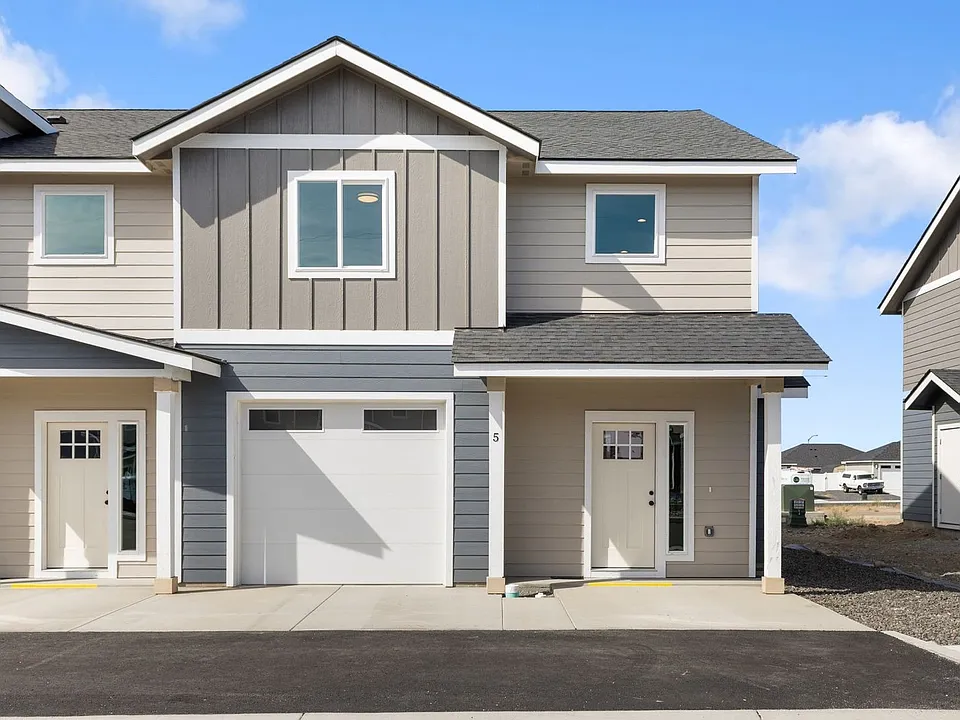 Legacy Townhomes