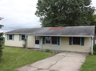 12601 Branstrator Rd, Yoder, IN 46798