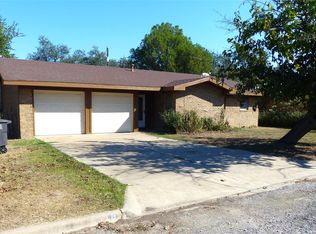 310 Otte St, Brady, TX 76825