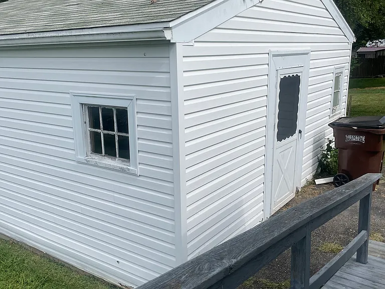 79 Lakeview Dr — Photo 10
