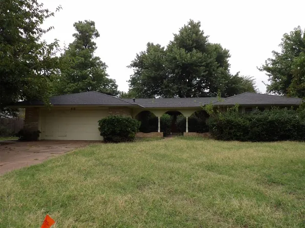 818 SW 26th Pl, El Reno, OK 73036