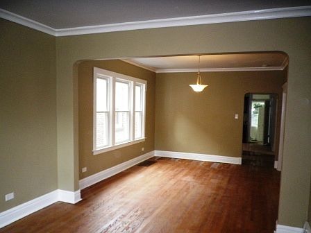 5th image of 2426 S Elmwood Ave