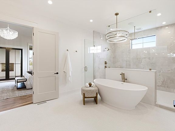 47th image of 818 Brentview Dr