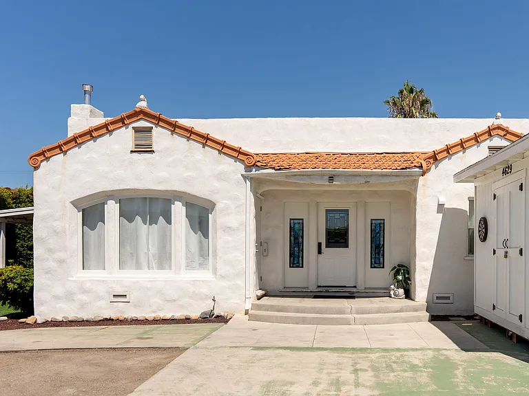 4629 Soria Dr — Photo 1