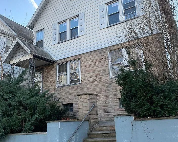 1132 Saint Louis Ave #2R — Photo 1
