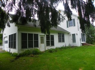 195 Shadigee Creek Rd, Starrucca, PA 18462