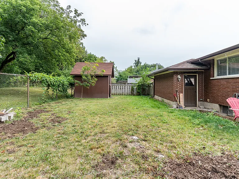 19 Friars Ct — Photo 38