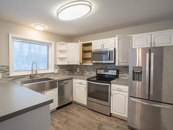 3rd image of 3373 Spruce Branch Dr