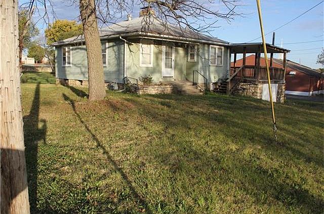 1st image of 8300 N Kenwood Ave