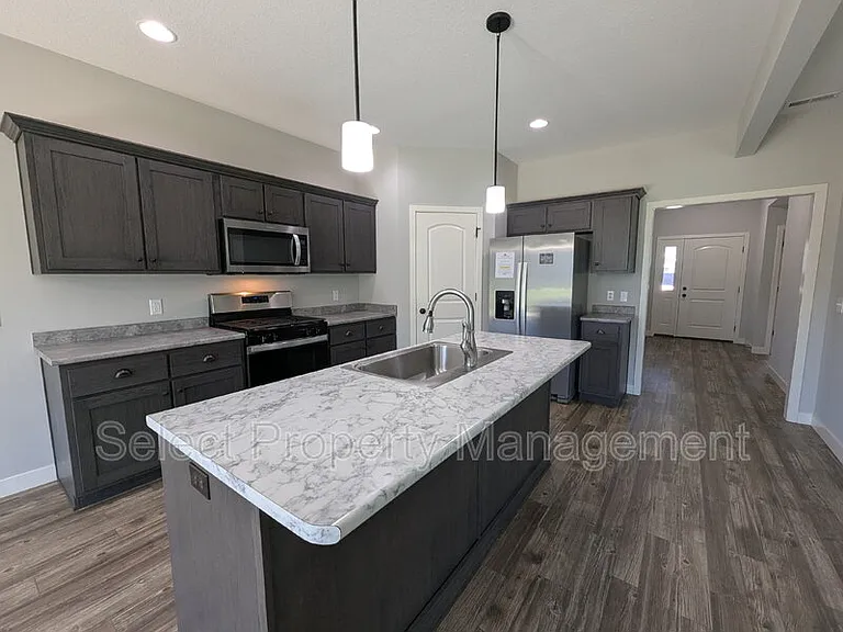 1408 Sacred Oak Ct — Photo 9