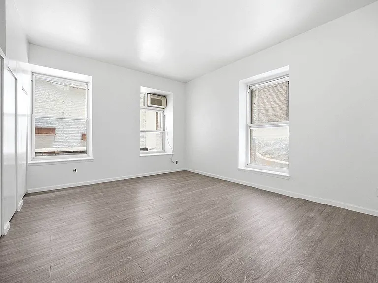 88 Fulton St #L6 — Photo 15